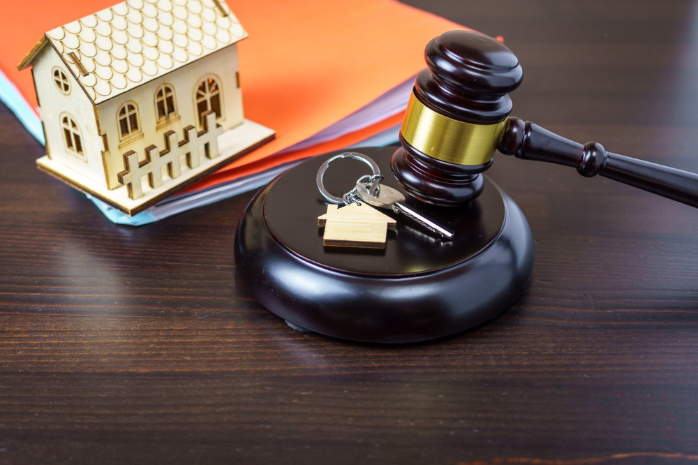 Read more about the article Why a Seller’s Attorney Is Essential in New York Real Estate Transactions